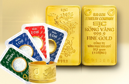 Giá vàng hôm nay 5-12: Vượt 61 triệu đồng/ lượng; vàng trong nước cao nhất trong 2 tuần